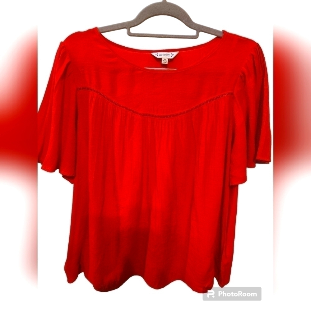 Nanette Nanette Lepore size M Flowy top.